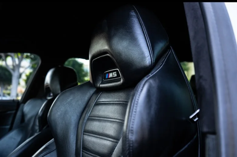 2020 BMW M5 — photo 9