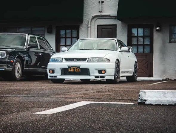 Nissan Skyline GT-R R33 — photo 2