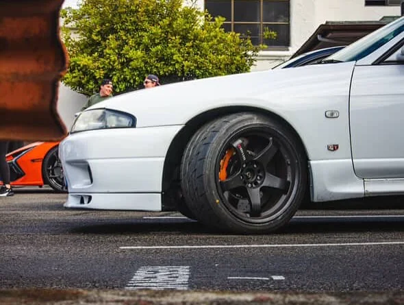 Nissan Skyline GT-R R33 — photo 5