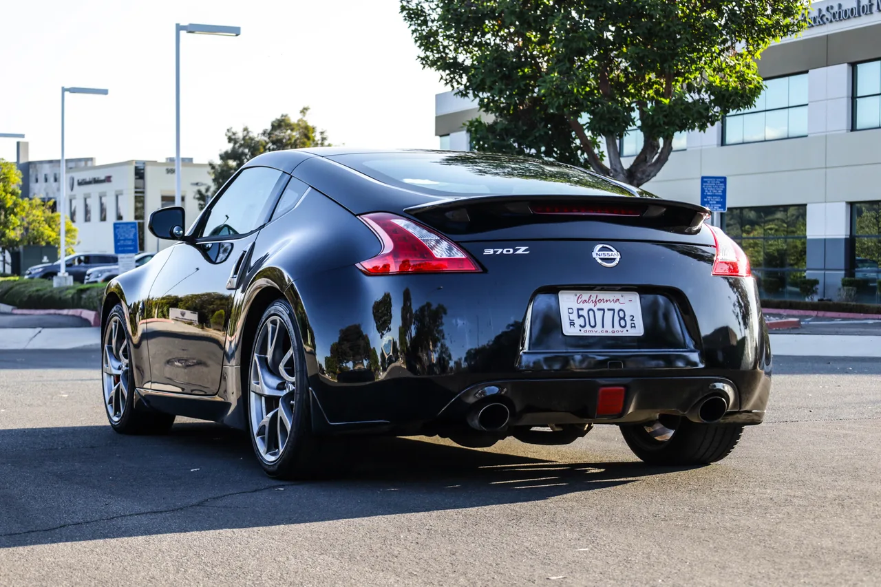 2014 Nissan 370Z — photo 8