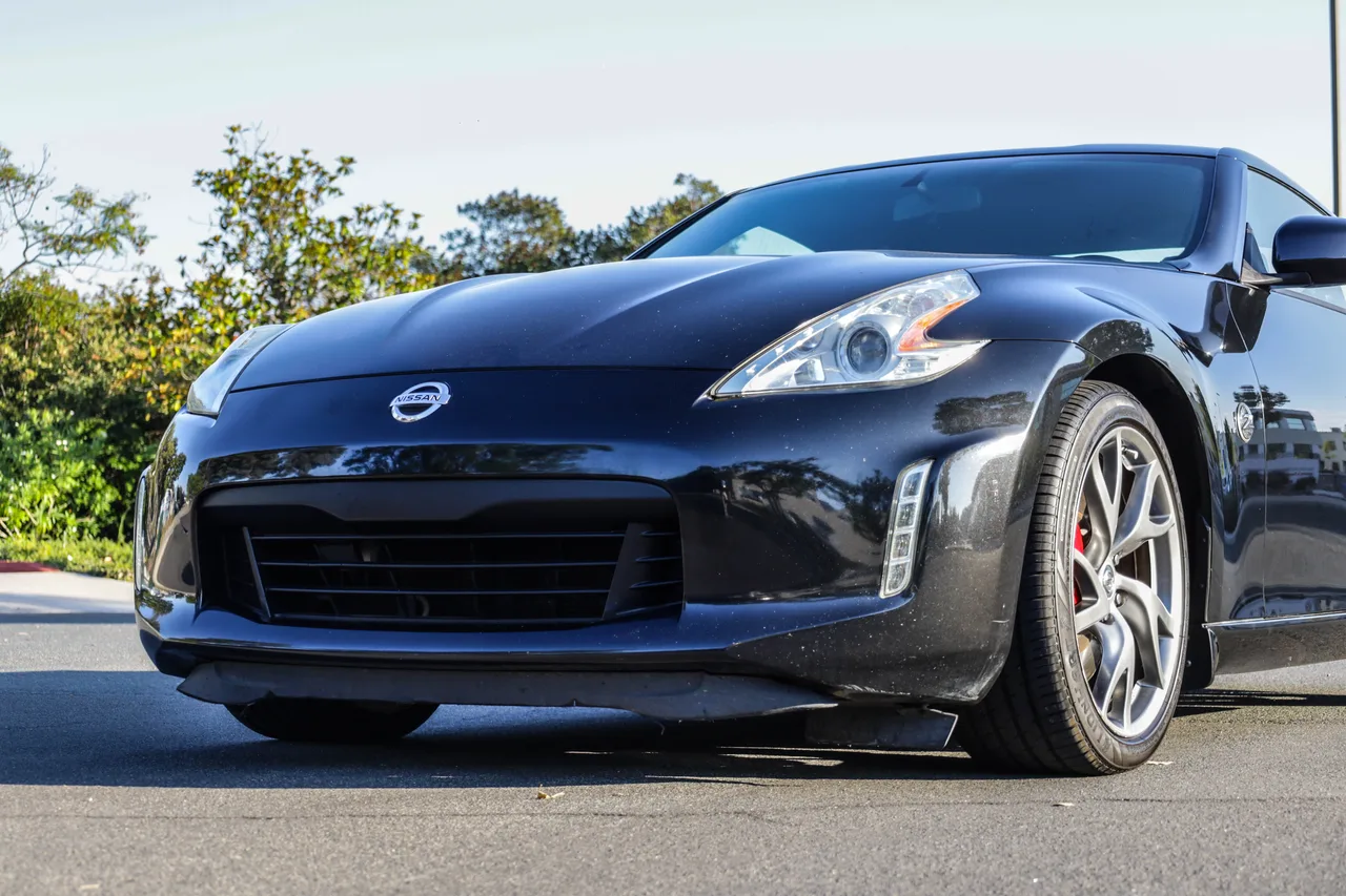 2014 Nissan 370Z — photo 4